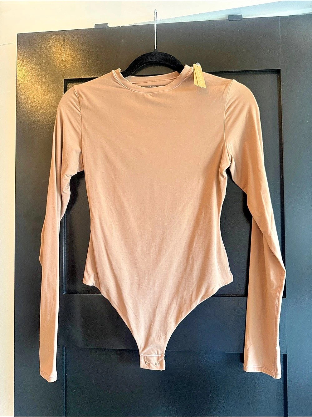 Skims Fits Everybody Long Sleeve Crew Neck Bodysuit beige Medium